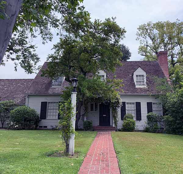 picture of eileen davidshon house